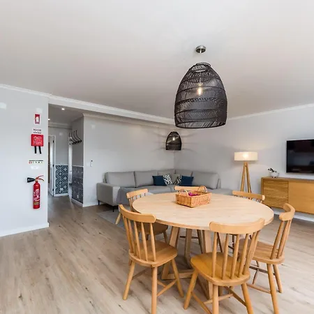 公寓 Pointsurprise House 2