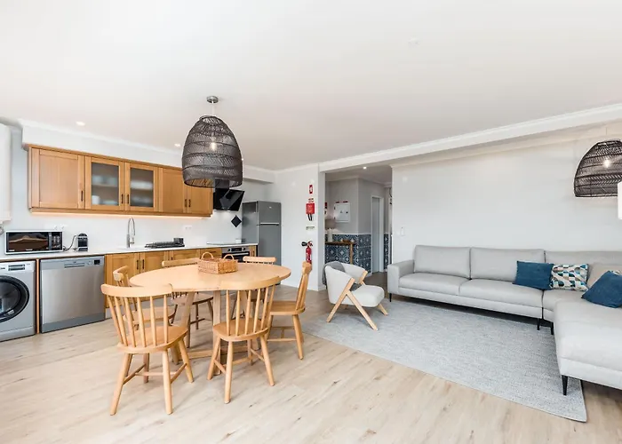 Pointsurprise House 2